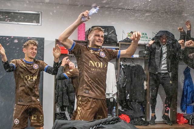 破解密骑士 破解密骑士